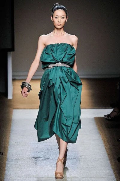 Look 27